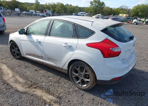 2013 Ford Focus Se z USA, uszkodzony, nr VIN 1FADP3K27DL320116